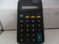 Calculadora TAKSUN (TS-402CA)